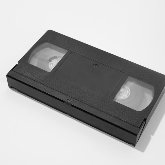 Cassette Mini-DV et cassette VHS